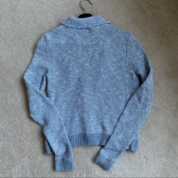 Gray and White sweater blazer - Picture 5 of 5